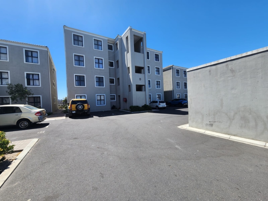 3 Bedroom Property for Sale in Parklands Western Cape